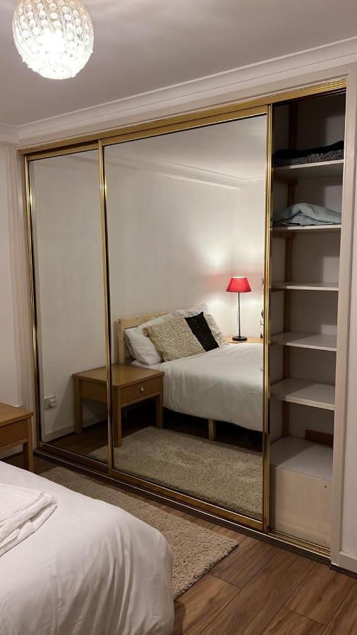 Smalinz Homes Finchley London Eksteriør bilde