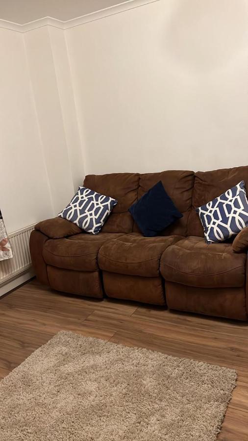 Smalinz Homes Finchley London Eksteriør bilde